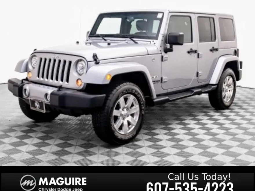 2017 Jeep Wrangler Unlimited Sahara photo 1