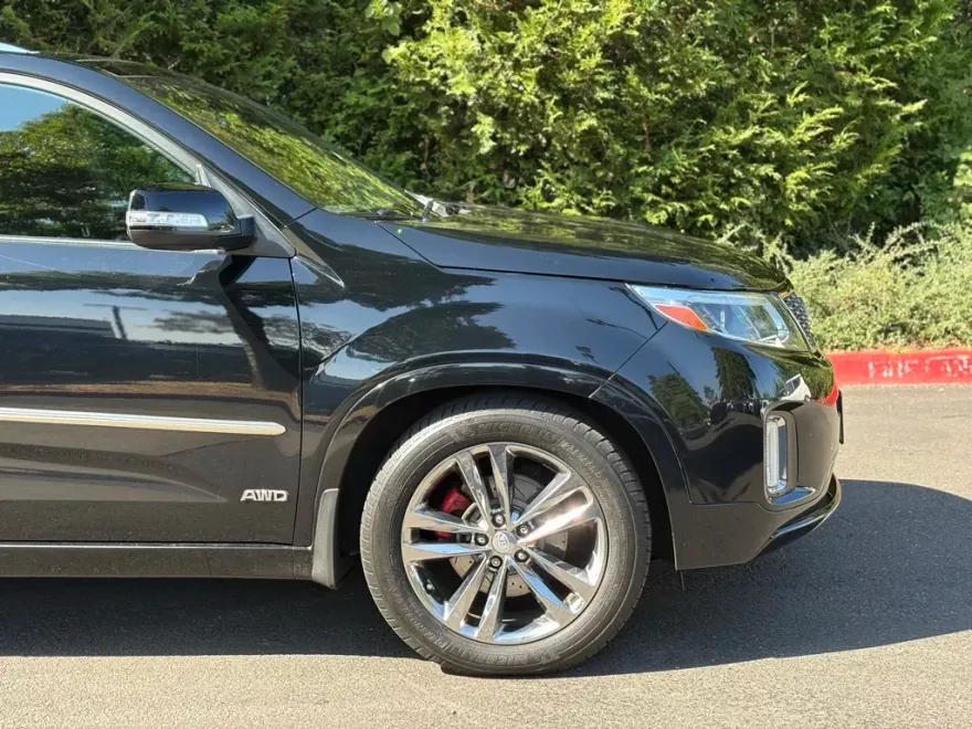 2014 Kia Sorento Limited V6 photo 1
