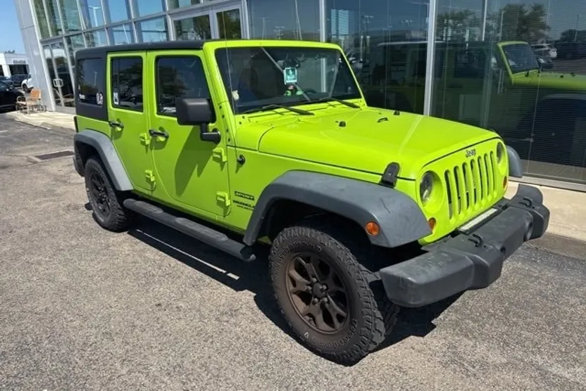 2013 Jeep Wrangler Unlimited Sport photo 1
