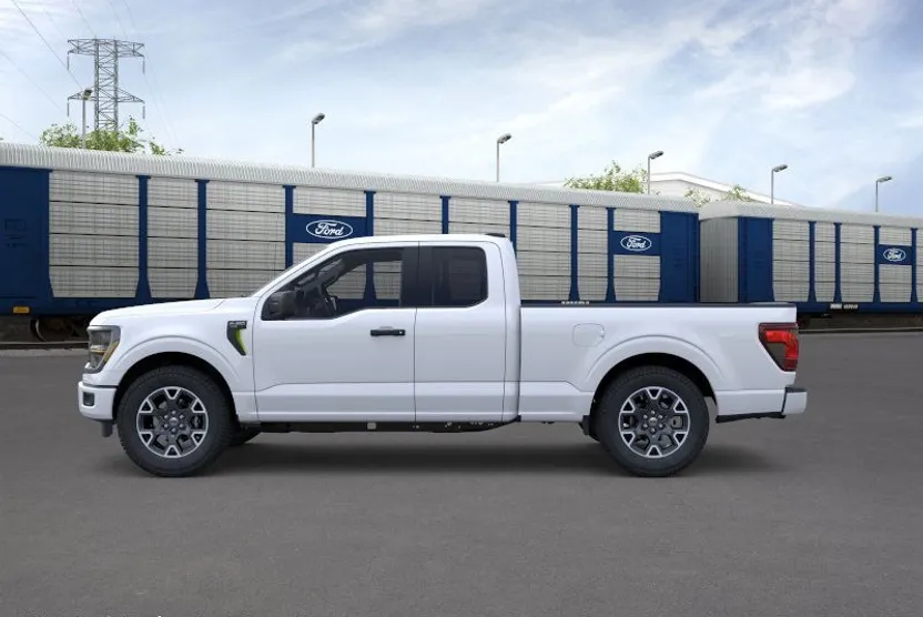2025 Ford F-150 STX photo 1