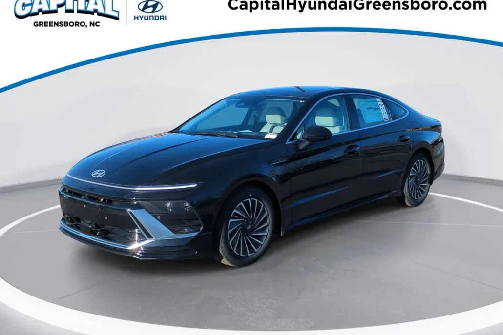 2025 Hyundai Sonata Hybrid Limited photo 1