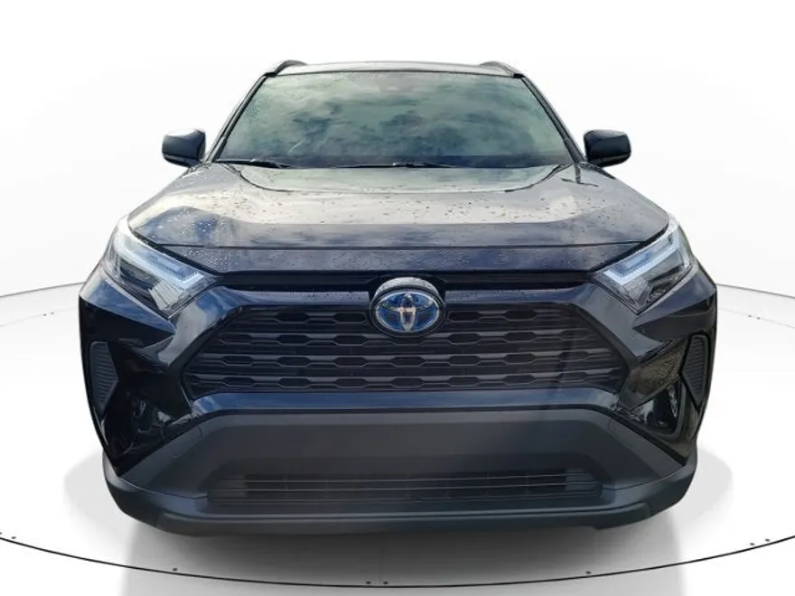 2024 Toyota RAV4 Hybrid LE photo 1