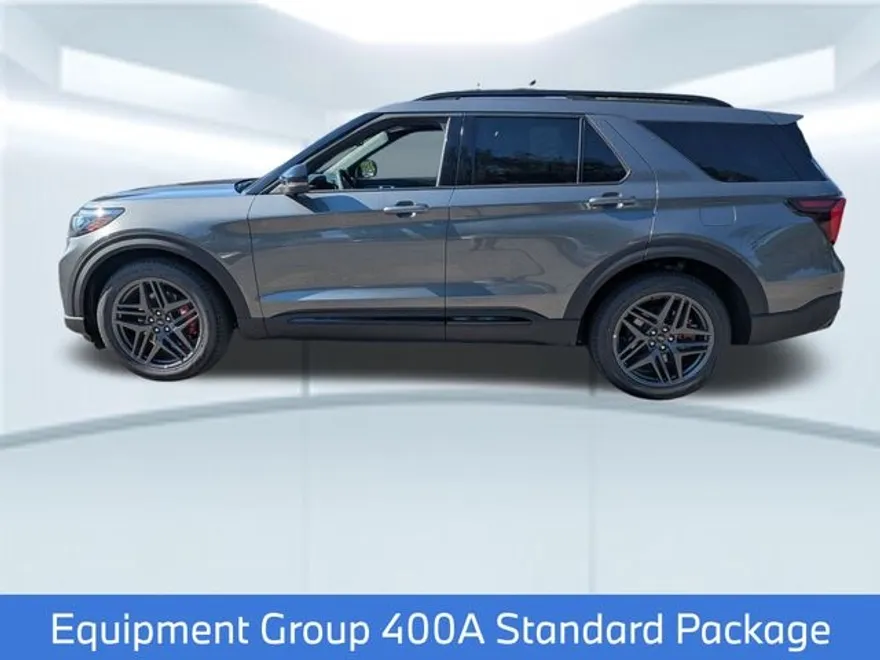 2025 Ford Explorer ST photo 1