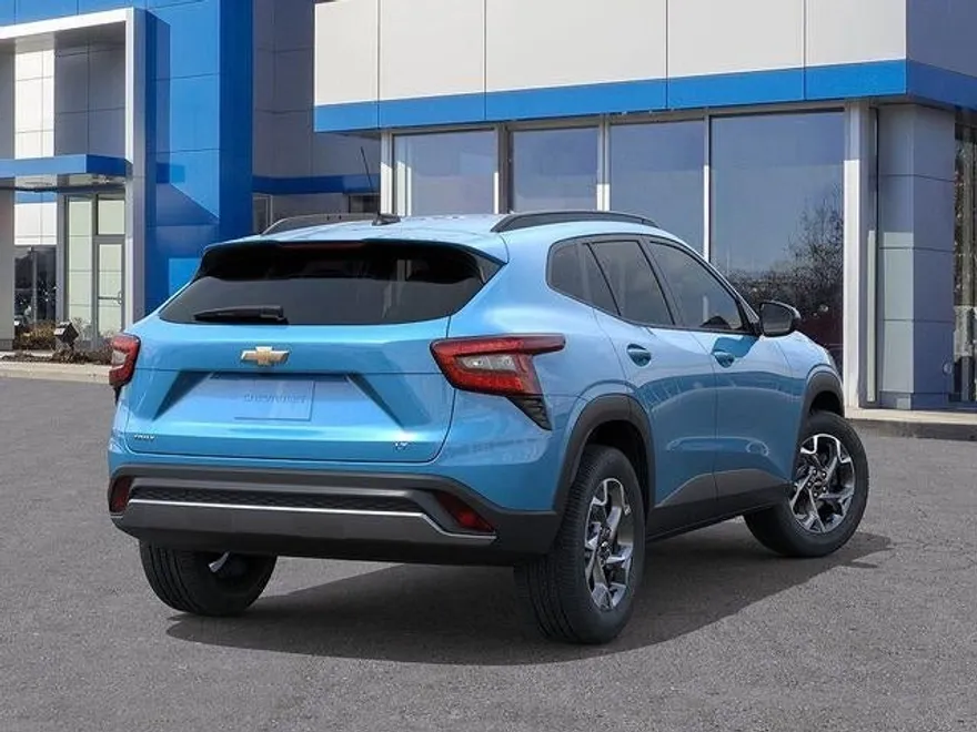 2026 Chevrolet Trax LT photo 1