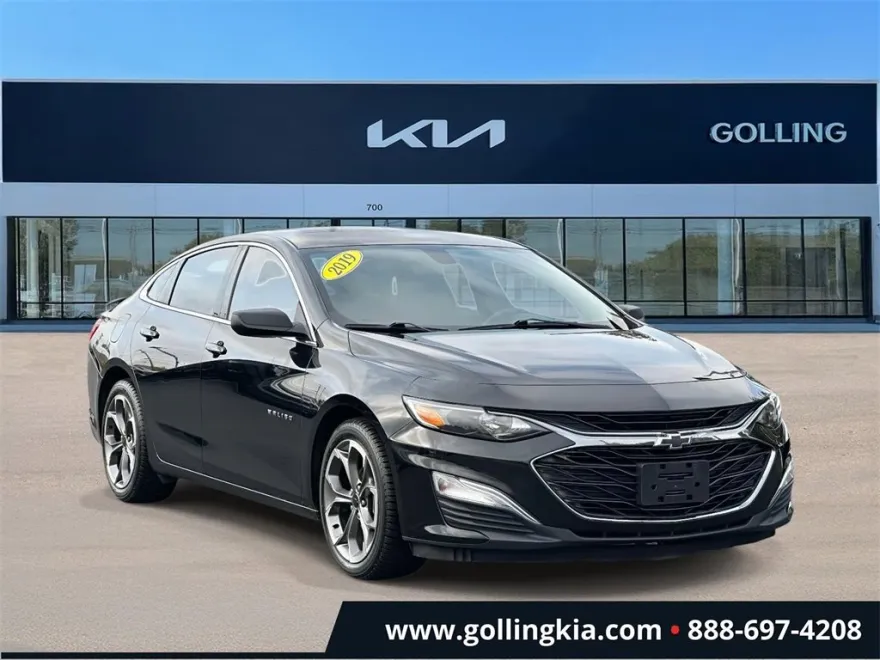 2019 Chevrolet Malibu RS photo 1