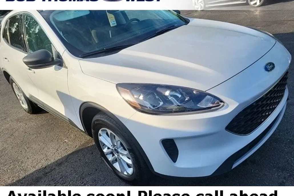 2022 Ford Escape SE photo 1