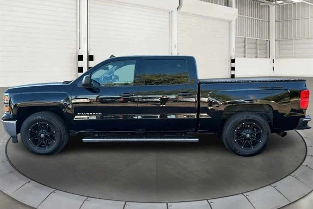 2014 Chevrolet Silverado 1500 LT photo 1