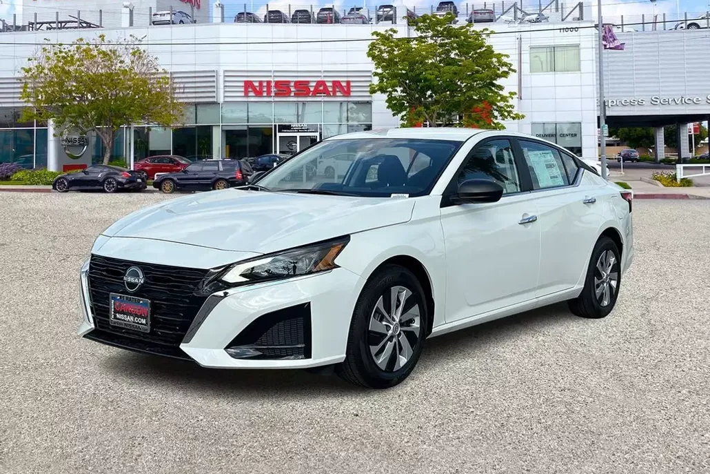 2025 Nissan Altima 2.5 S photo 1