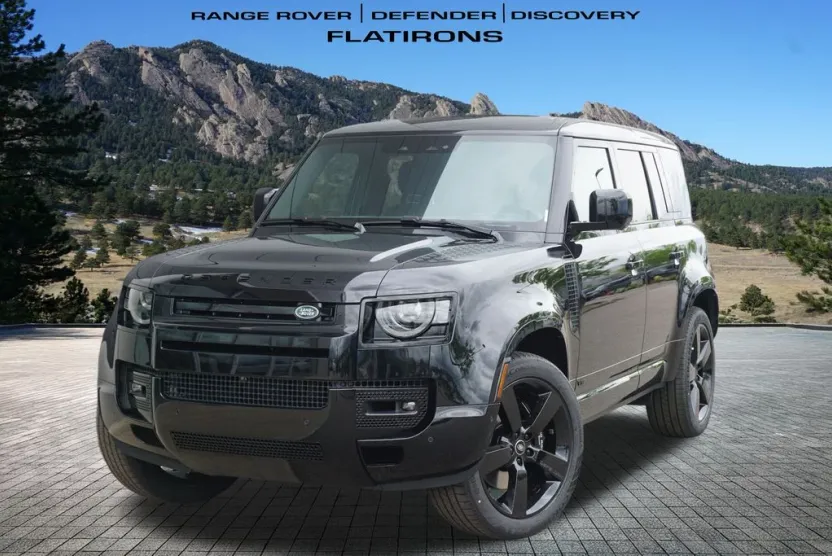 2025 Land Rover Defender 110 V8 photo 1
