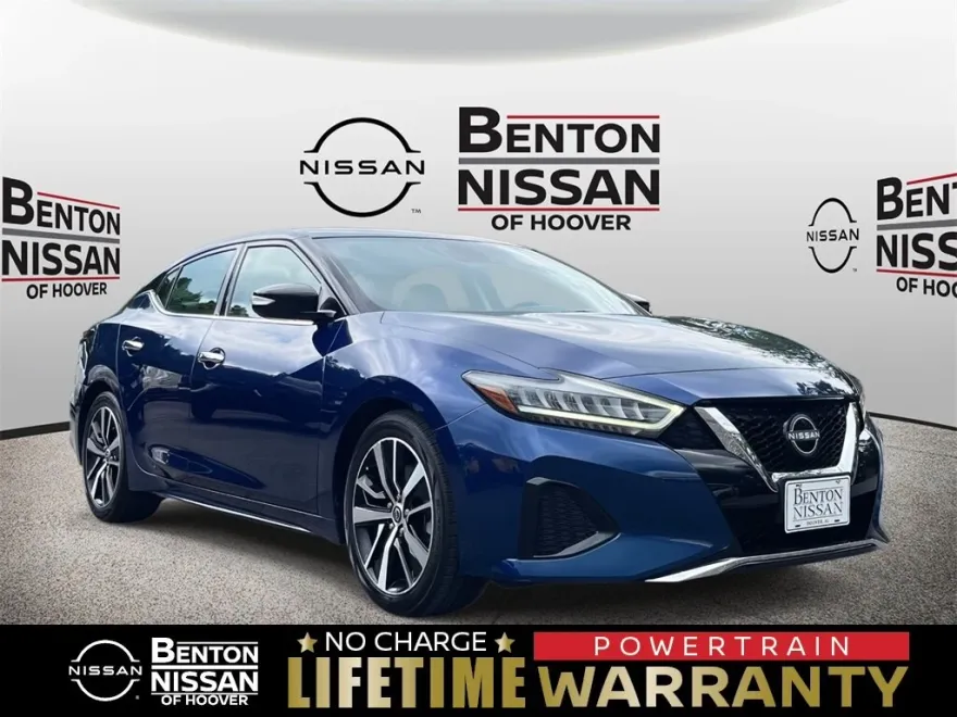 2023 Nissan Maxima SV photo 1