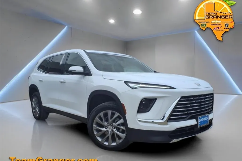 2025 Buick Enclave Preferred photo 1