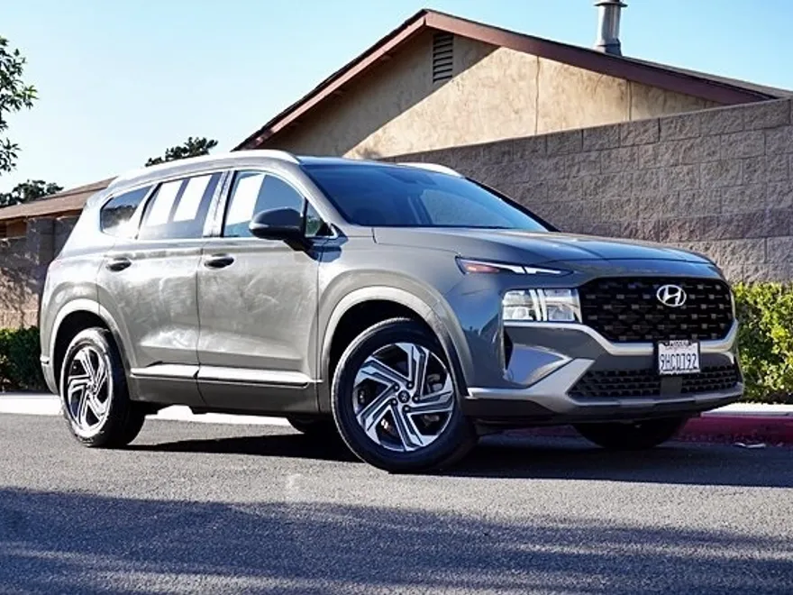 2023 Hyundai Santa Fe SEL photo 1