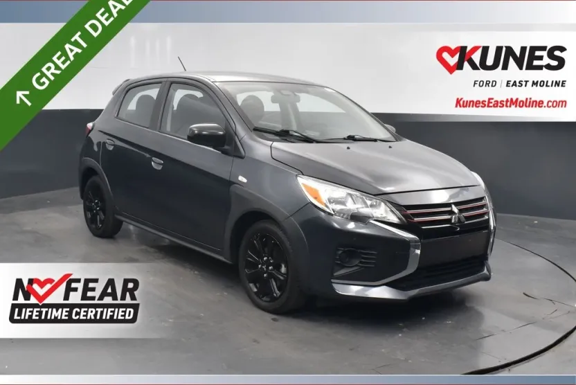 2024 Mitsubishi Mirage Black Edition photo 1
