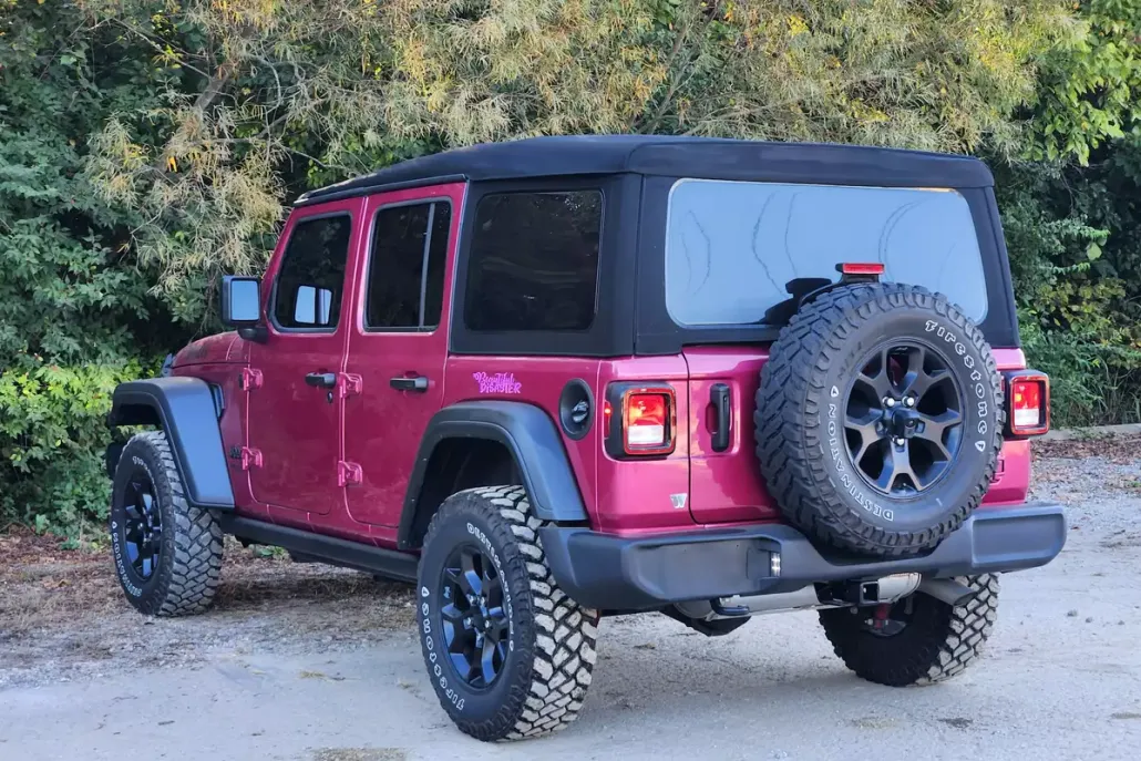 2022 Jeep Wrangler Unlimited Willys photo 1