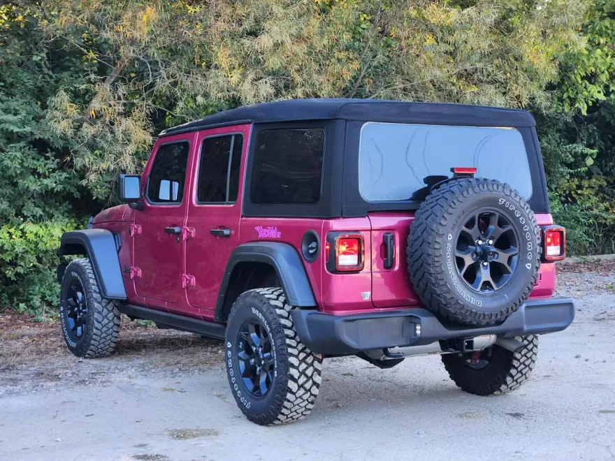 2022 Jeep Wrangler Unlimited Willys photo 1