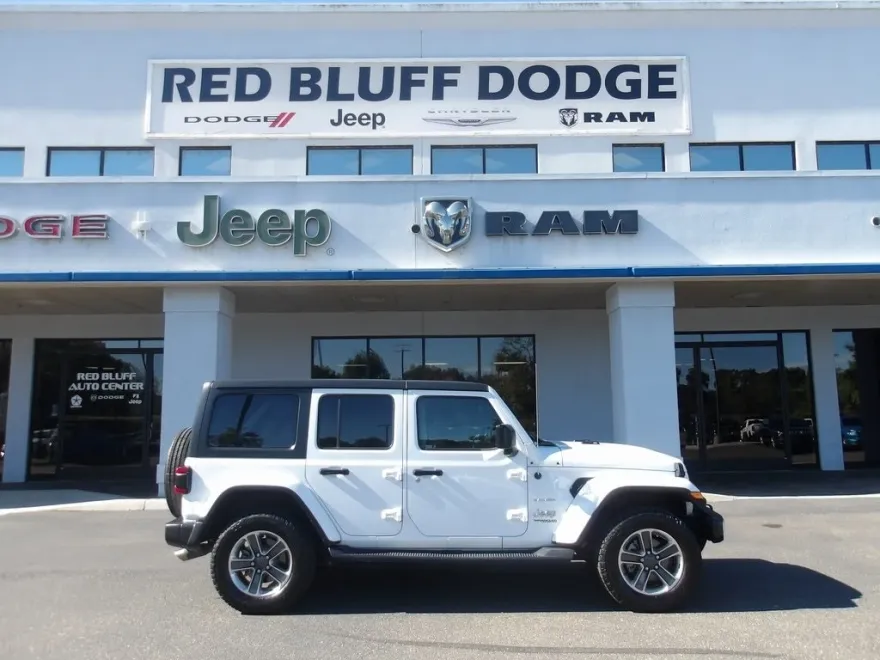 2018 Jeep Wrangler Unlimited Sahara photo 1