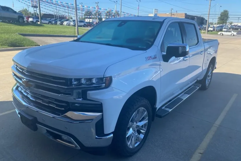 2020 Chevrolet Silverado 1500 LTZ photo 1