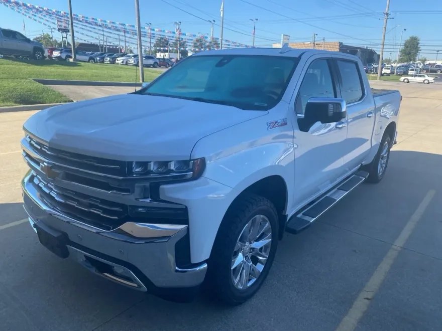 2020 Chevrolet Silverado 1500 LTZ photo 1