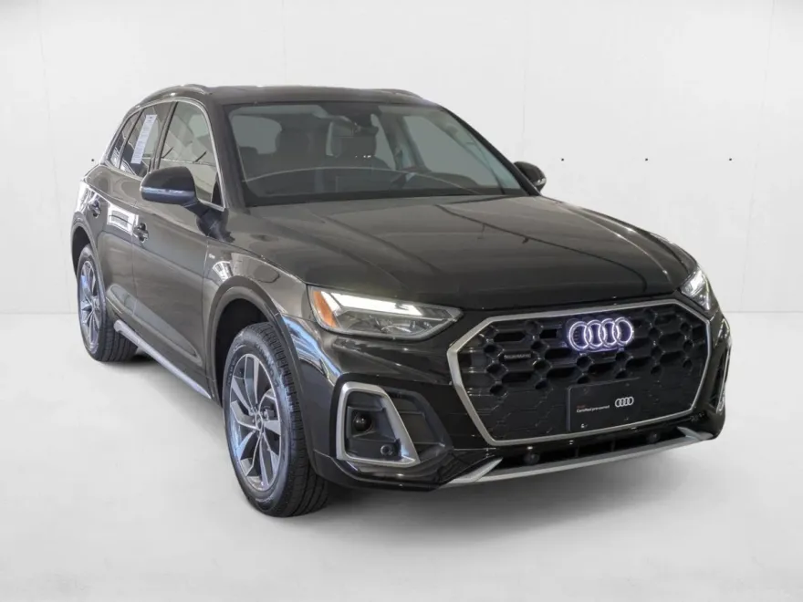 2024 Audi Q5 45 S line Premium Plus photo 1