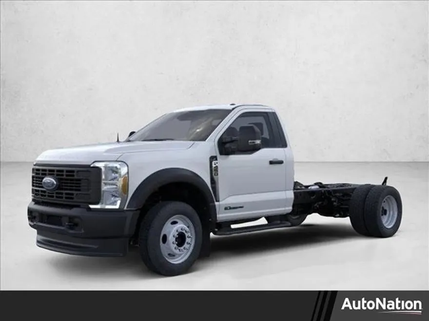 2025 Ford F-450 XL photo 1