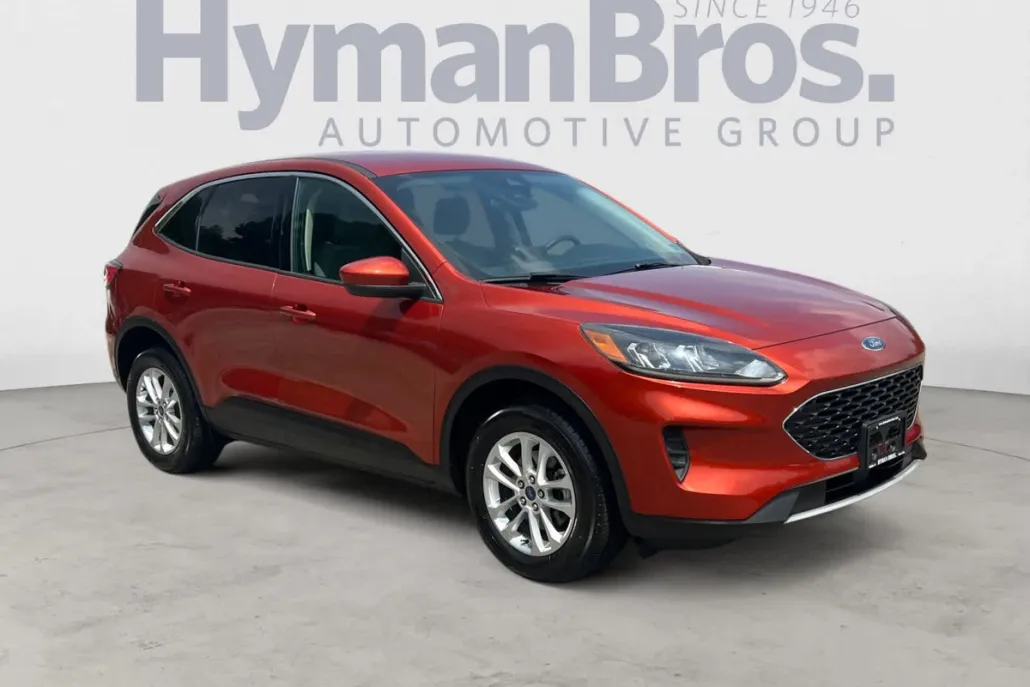 2020 Ford Escape SE photo 1