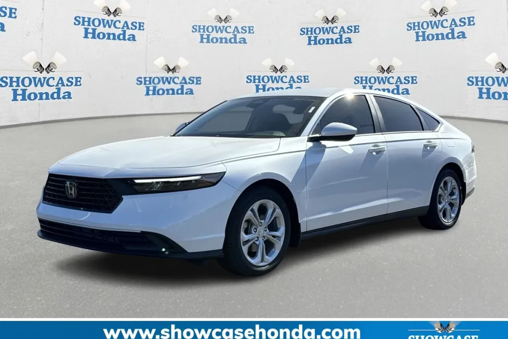 2025 Honda Accord LX photo 1