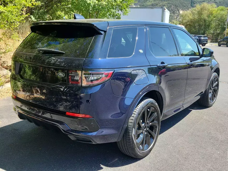 2023 Land Rover Discovery Sport SE R-Dynamic photo 1