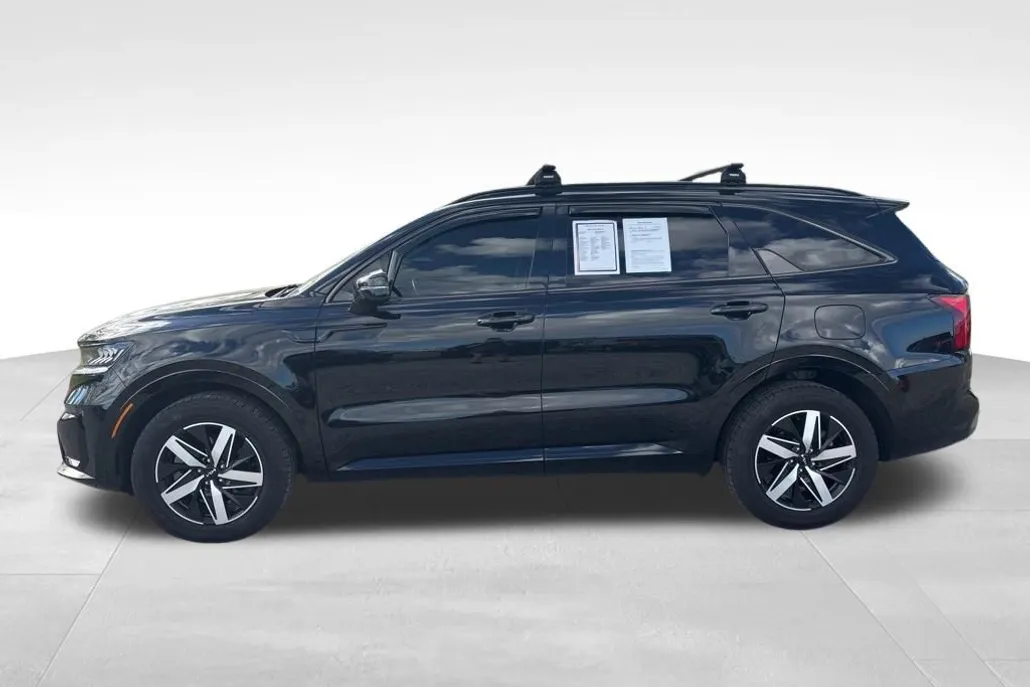 2022 Kia Sorento S photo 1