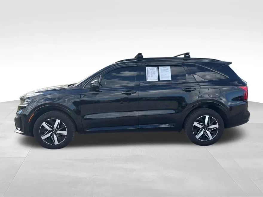 2022 Kia Sorento S photo 1