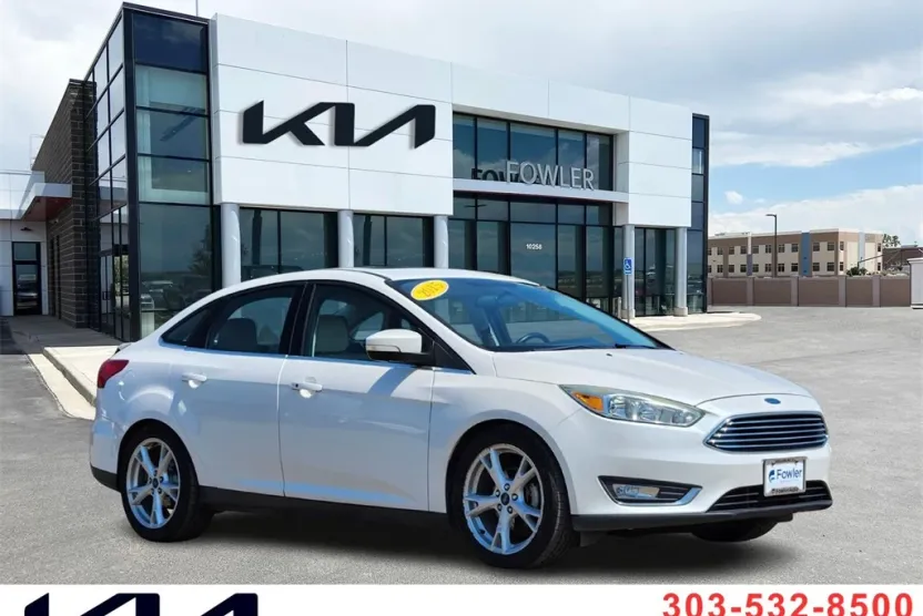 2015 Ford Focus Titanium photo 1