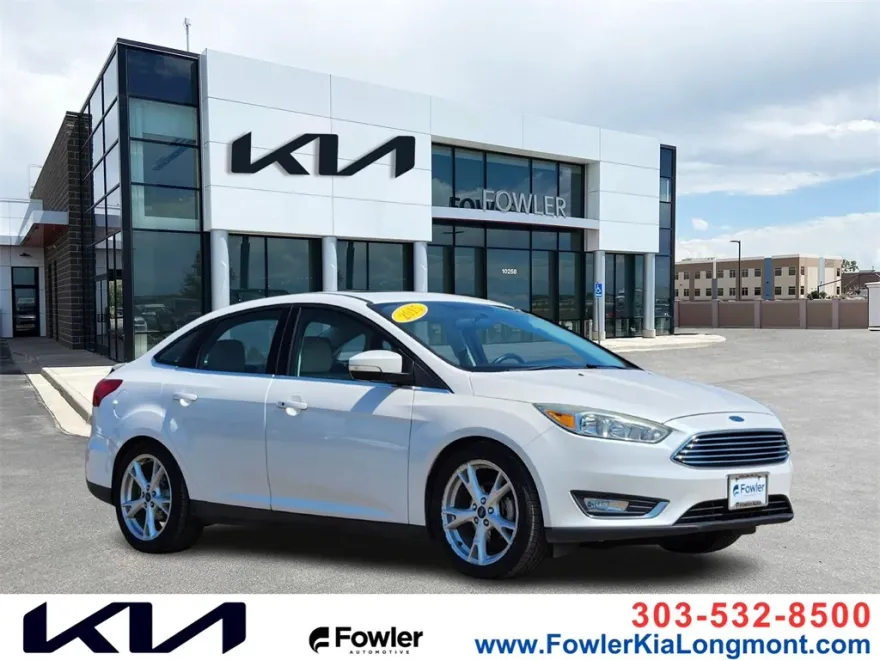2015 Ford Focus Titanium photo 1