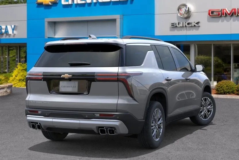 2026 Chevrolet Traverse photo 1