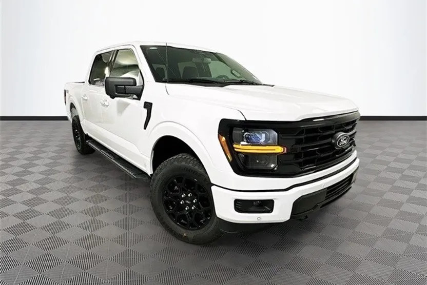 2025 Ford F-150 XLT photo 1
