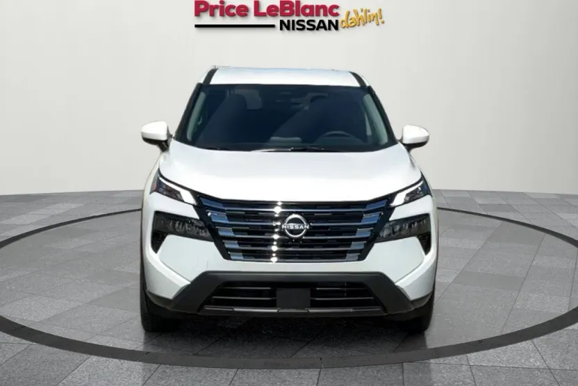 2026 Nissan Rogue SV photo 1