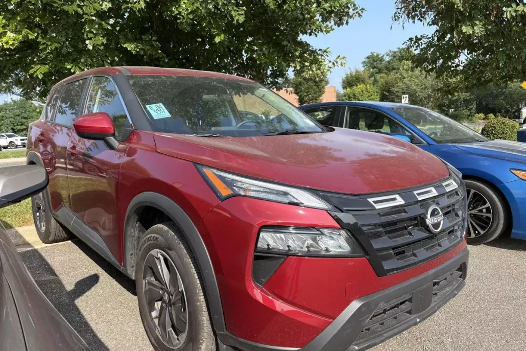2025 Nissan Rogue SV photo 1