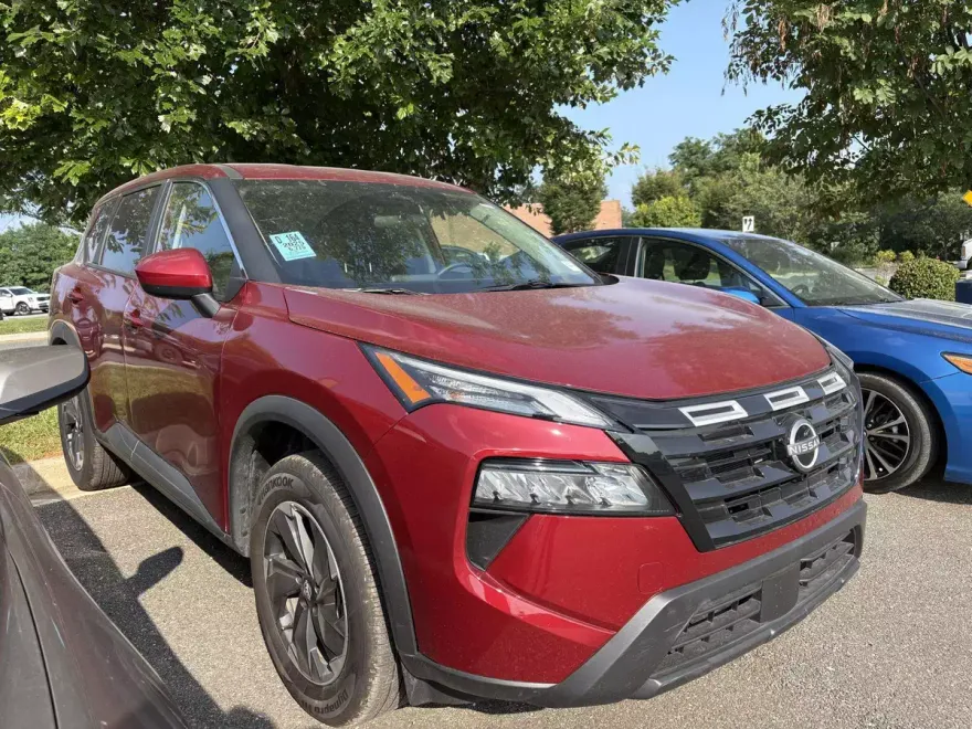 2025 Nissan Rogue SV photo 1