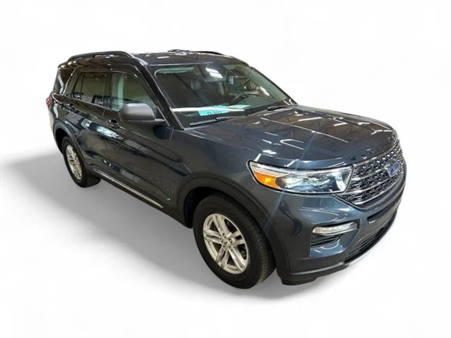 2022 Ford Explorer XLT photo 1