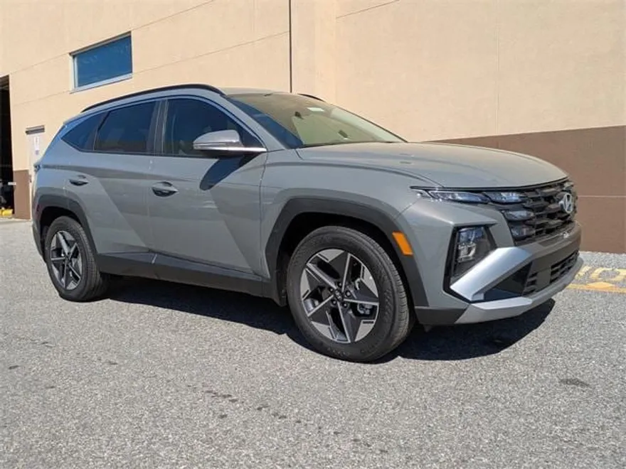 2025 Hyundai Tucson SEL Convenience photo 1