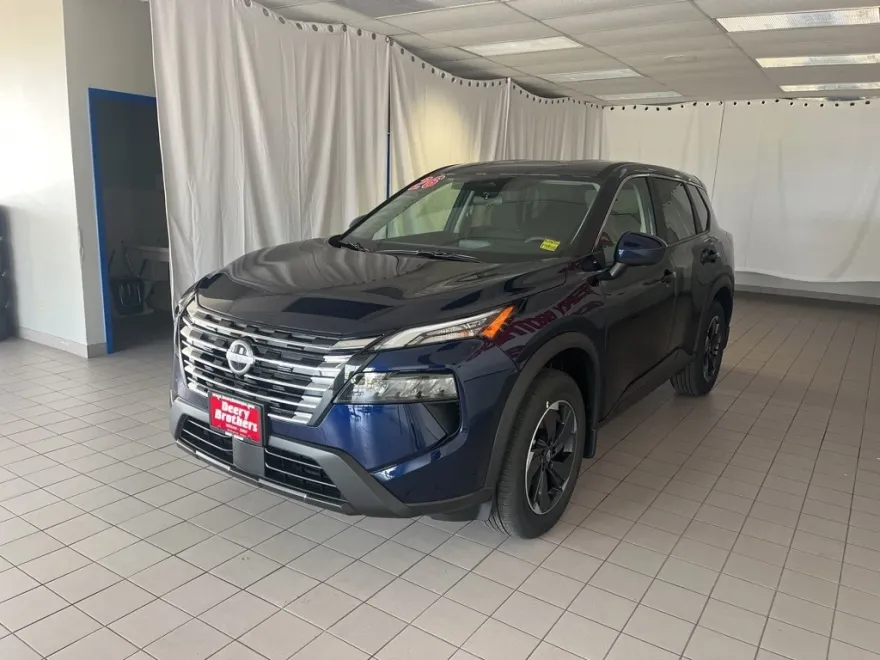 2026 Nissan Rogue SV photo 1