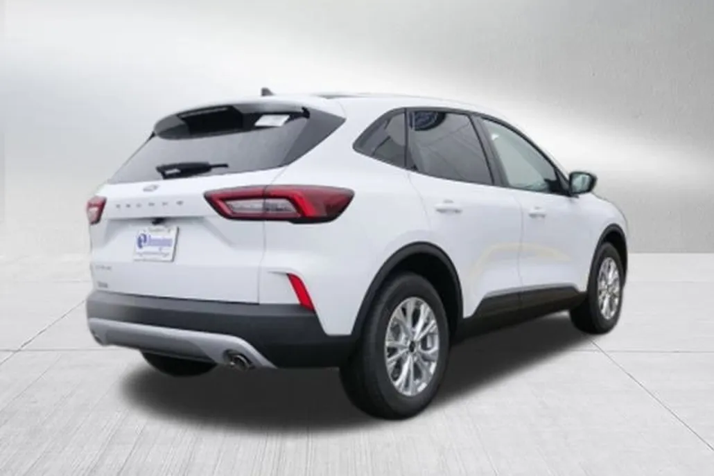2026 Ford Escape Active photo 1