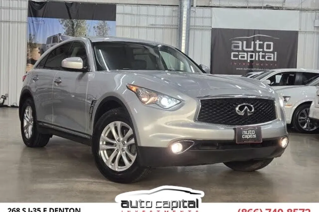 2017 Infiniti QX70 photo 1