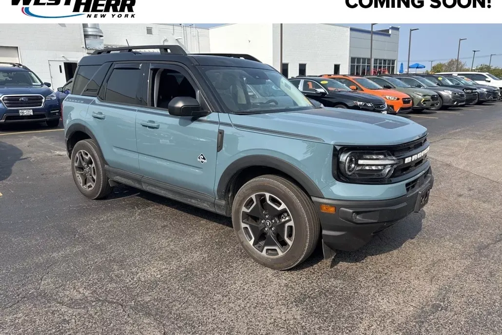 2023 Ford Bronco Sport Outer Banks photo 1