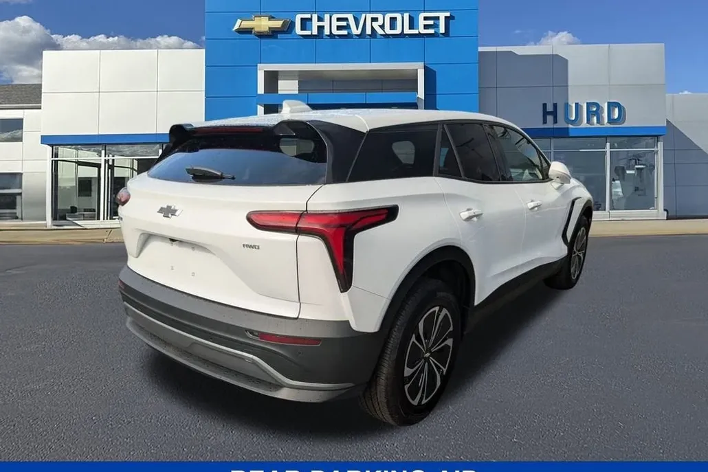 2025 Chevrolet Blazer EV photo 1