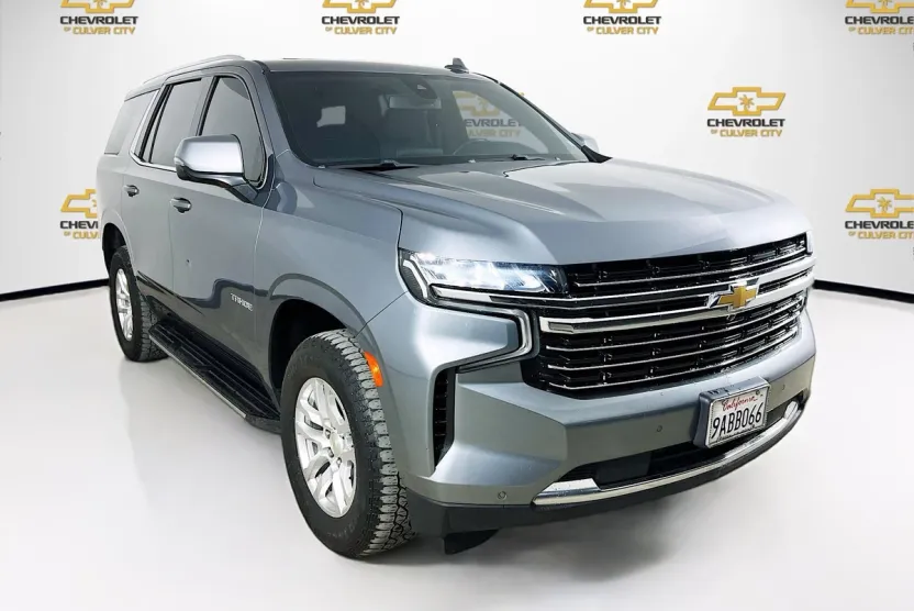 2022 Chevrolet Tahoe LT photo 1