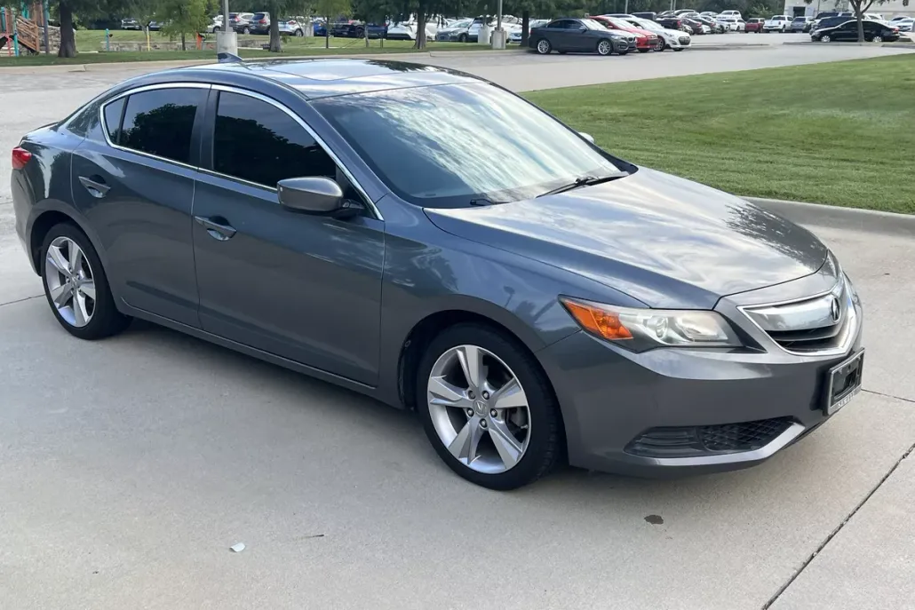2014 Acura ILX 2.0L photo 1