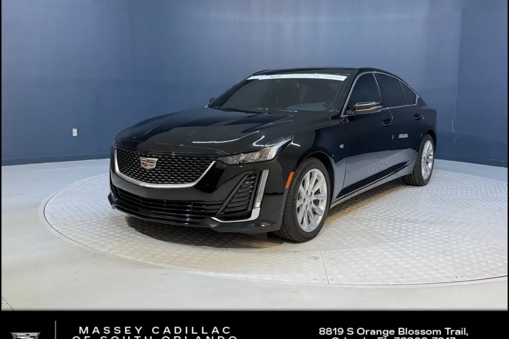 2024 Cadillac CT4 Luxury photo 1