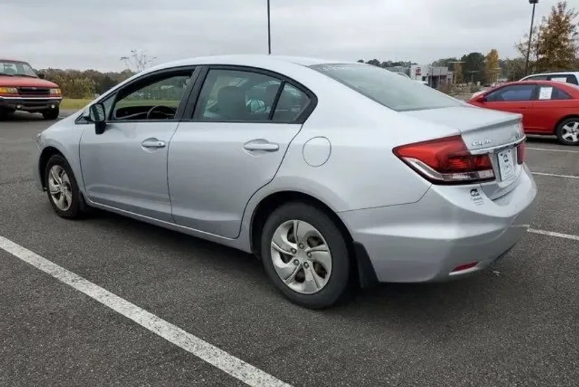 2013 Honda Civic LX photo 1