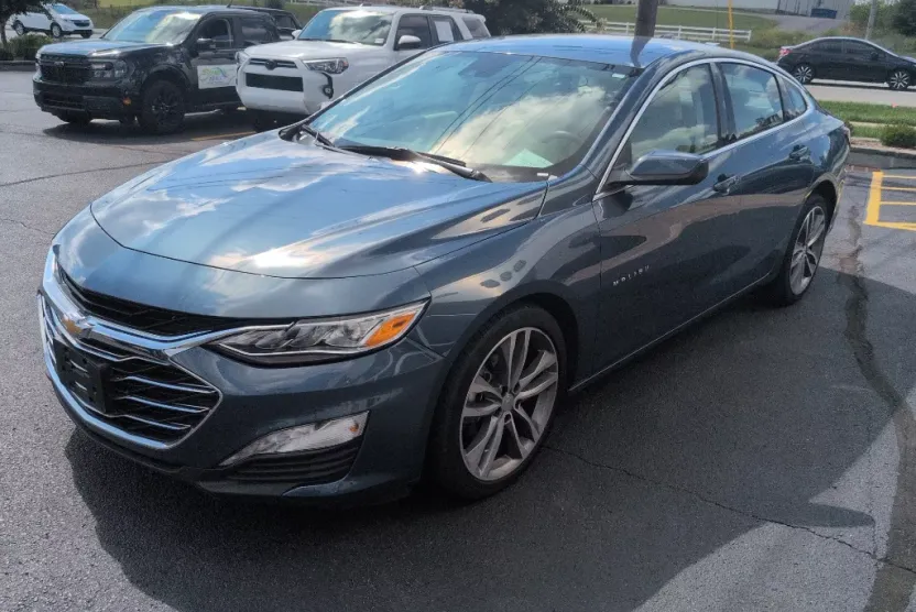 2024 Chevrolet Malibu Premier 2LT photo 1