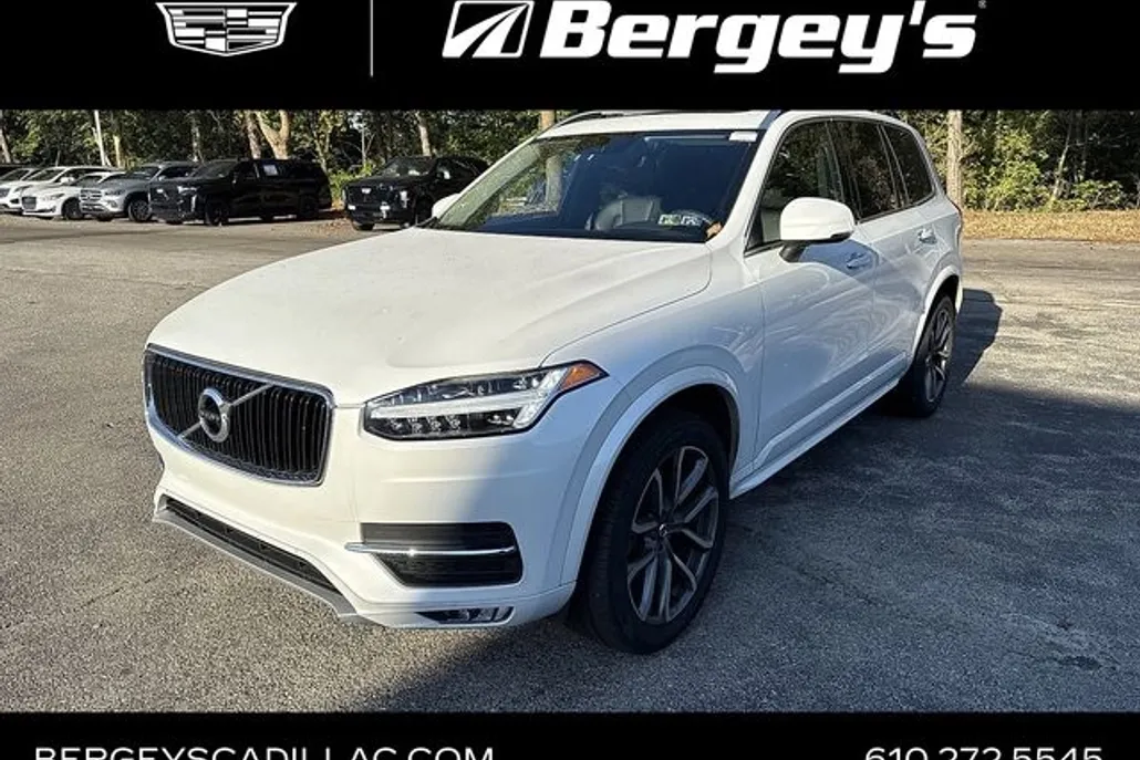 2019 Volvo XC90 T5 Momentum photo 1