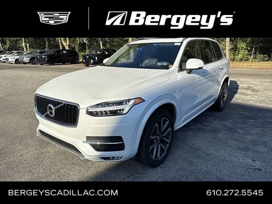 2019 Volvo XC90 T5 Momentum photo 1
